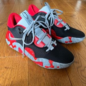 NWOT Nike PG6 Basketball Shoe 🏀 Men’s size 9.5